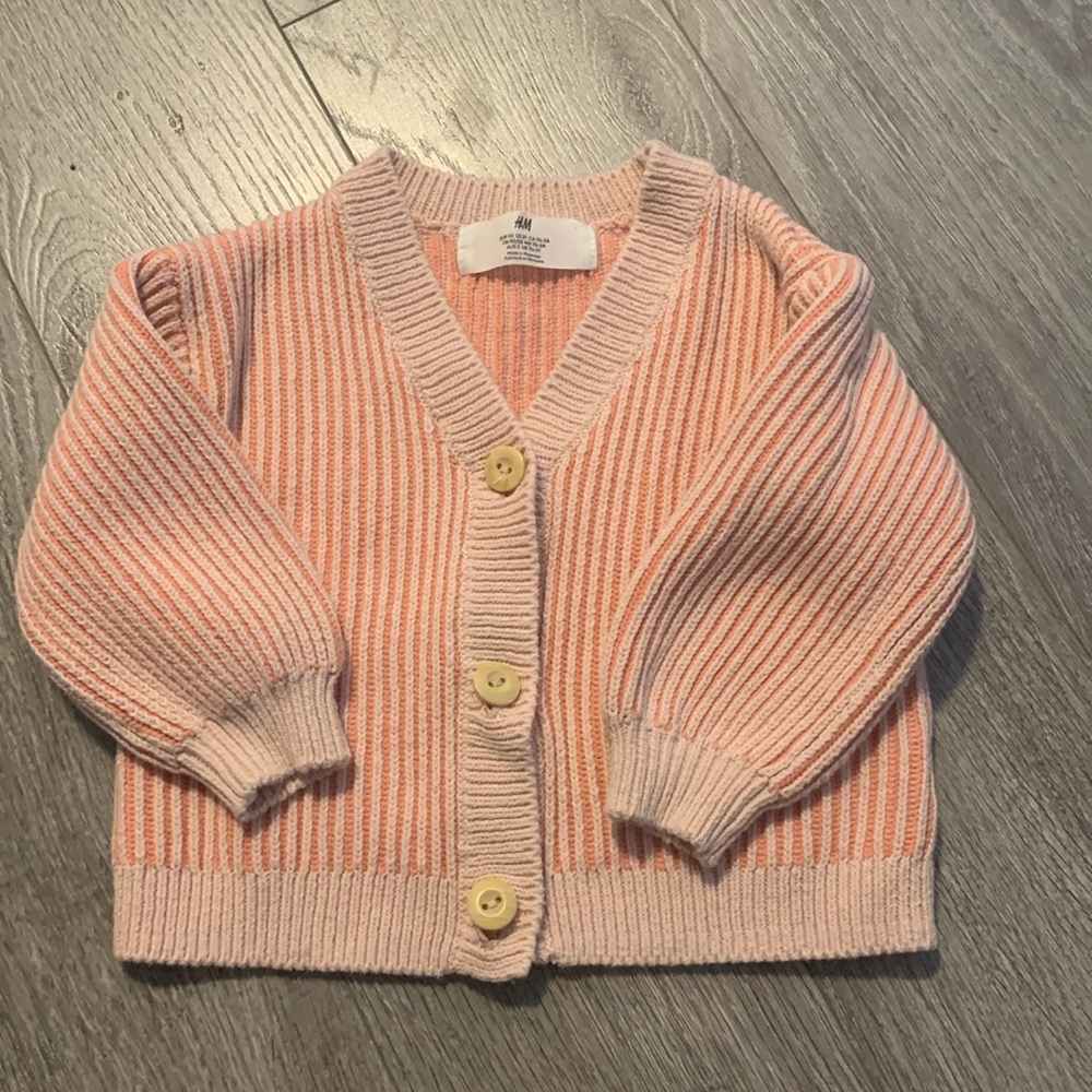 New Cardigan sz 1.5-2